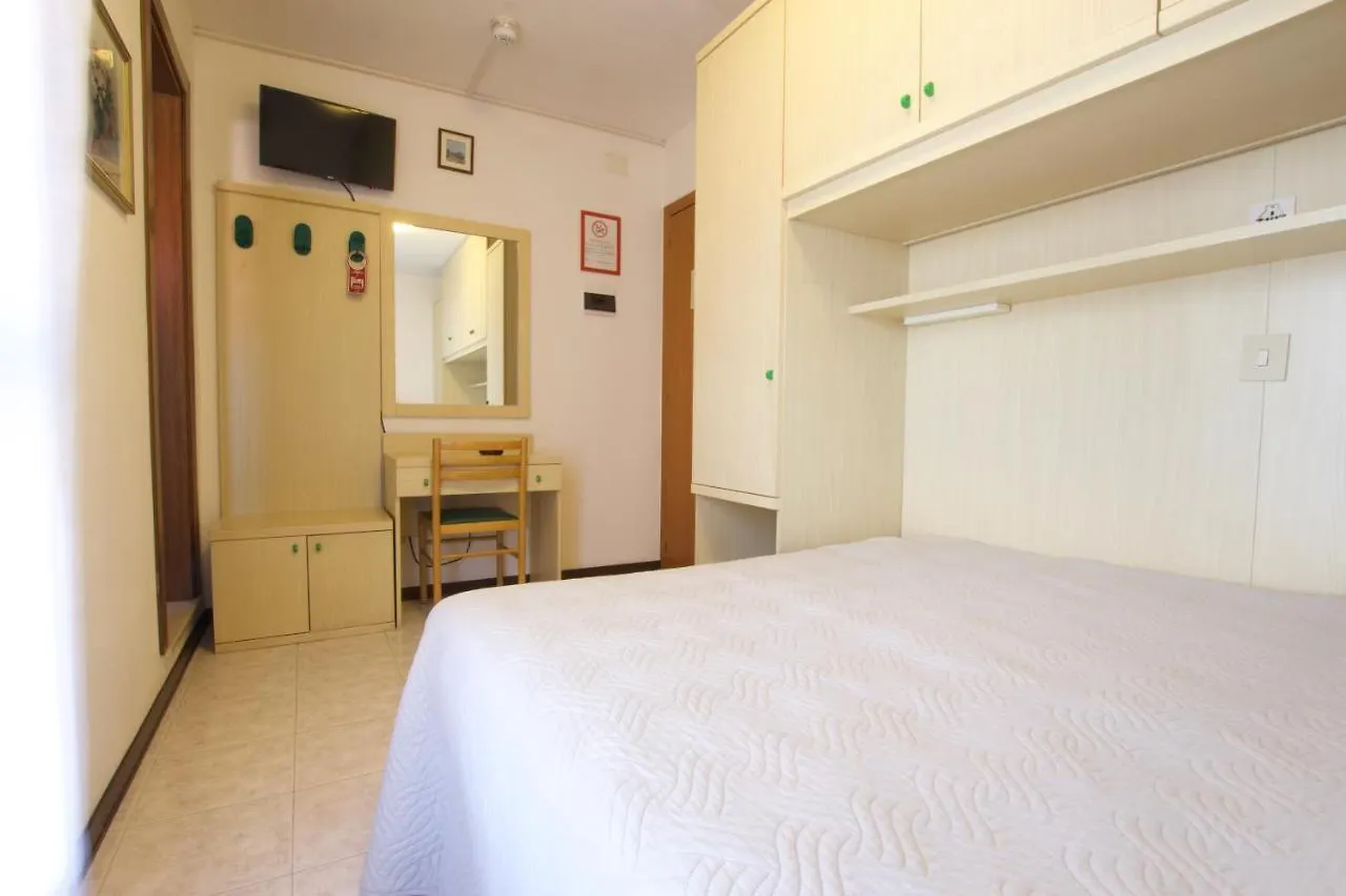 Residence Madrid Stanza Lido di Jesolo